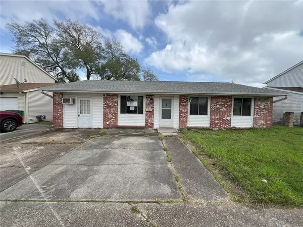 885 OAKWOOD DR,  Terrytown,  LA 70056
