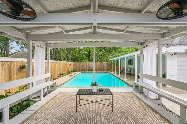 Mandeville, LA 70471,295 GARDEN AVE