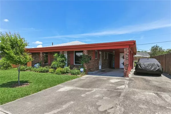 1537 DOGWOOD DR, Harvey, LA 70058