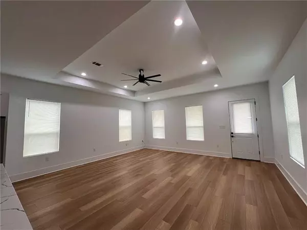 New Orleans, LA 70126,5125 PAULINE DR