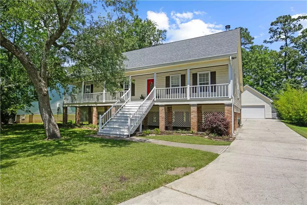 Mandeville, LA 70471,705 WOODRIDGE BLVD