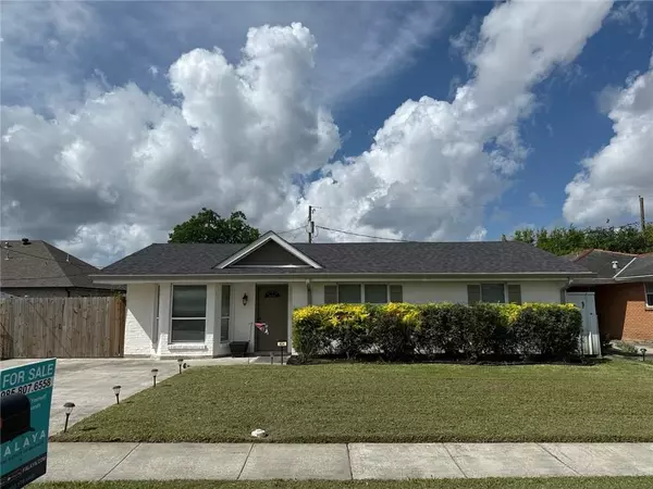 404 ALPACA DR, Arabi, LA 70032