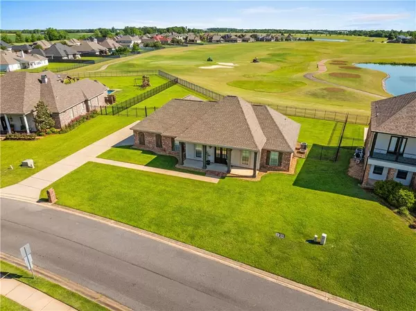 Alexandria, LA 71303,209 ST ANDREWS DR