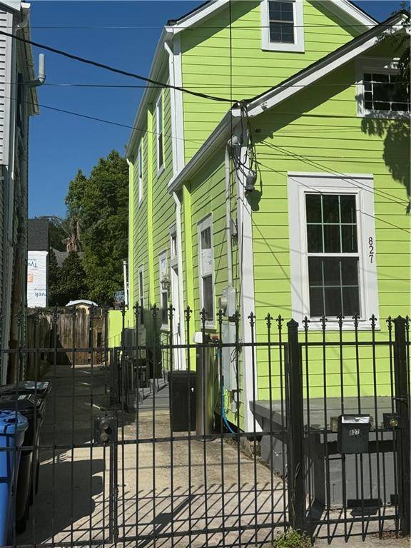 New Orleans, LA 70115,827 DELACHAISE ST