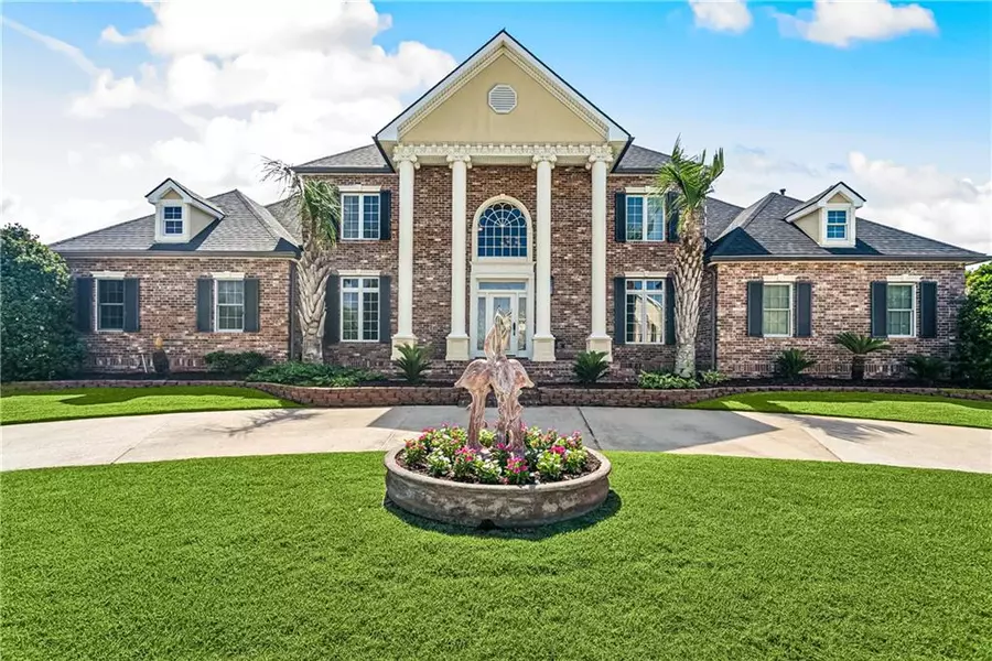77 INLET DR, Slidell, LA 70458