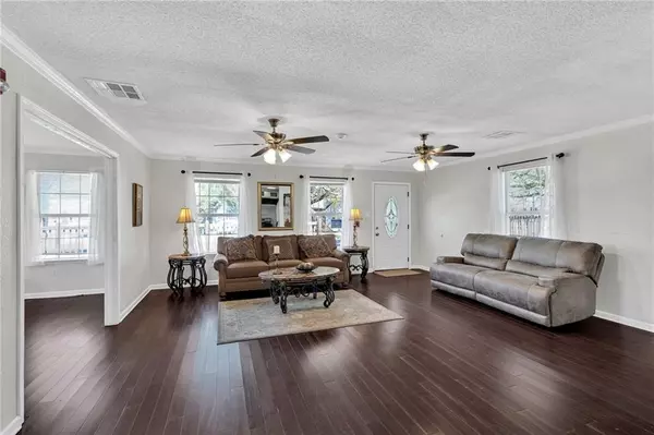 New Orleans, LA 70117,5000 ST. CLAUDE AVE