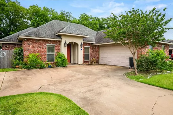 Alexandria, LA 71301,140 GRAND LAKES BLVD