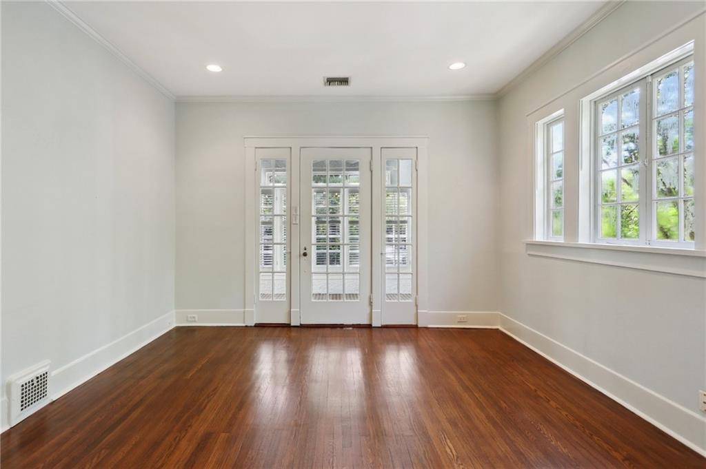 New Orleans, LA 70115,1665 DUFOSSAT ST