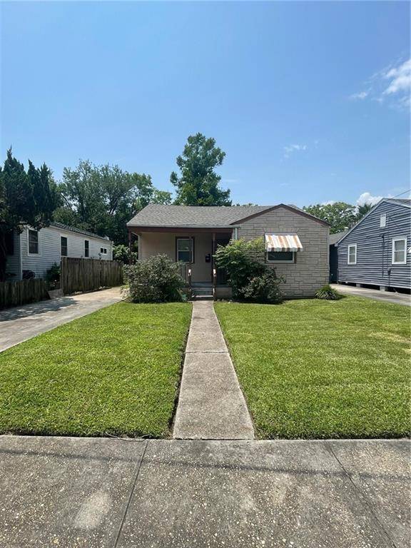 302 WARRINGTON DR, New Orleans, LA 70122