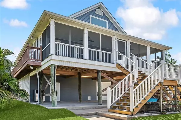136 ORANGE LN, Port Sulphur, LA 70083