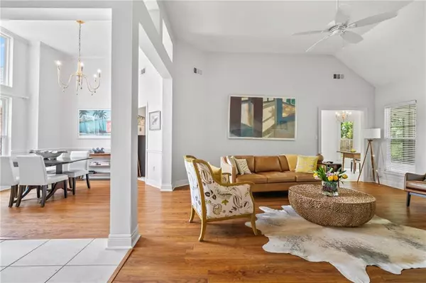 Mandeville, LA 70448,1833 OCTAVIA DR
