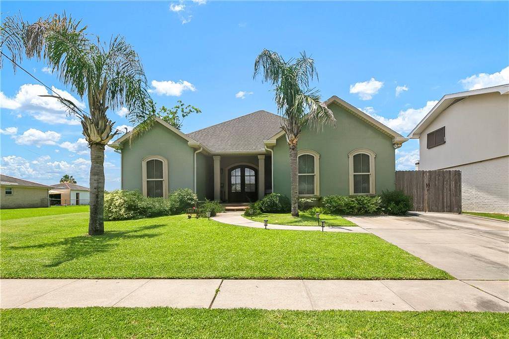 6412 BELLAIRE DR, New Orleans, LA 70124