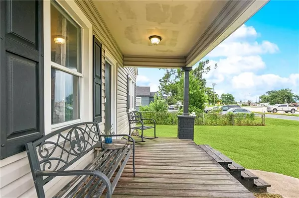 La Place, LA 70068,413 FIR ST
