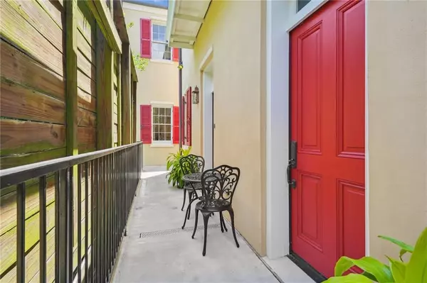New Orleans, LA 70116,826 TOURO ST #4
