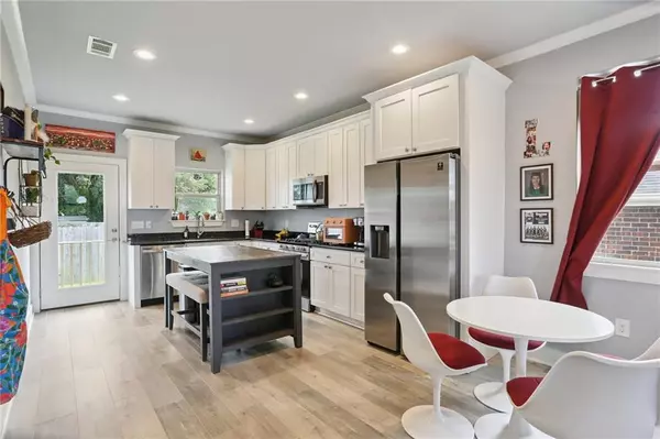 New Orleans, LA 70122,2520 MEXICO ST