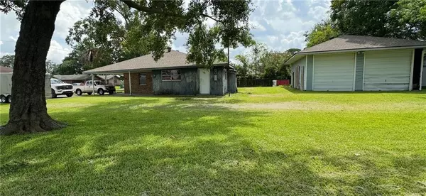 2757 BLANCHE ST, Marrero, LA 70072