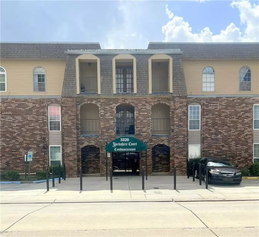 Metairie, LA 70002,3320 N ARNOULT RD #239
