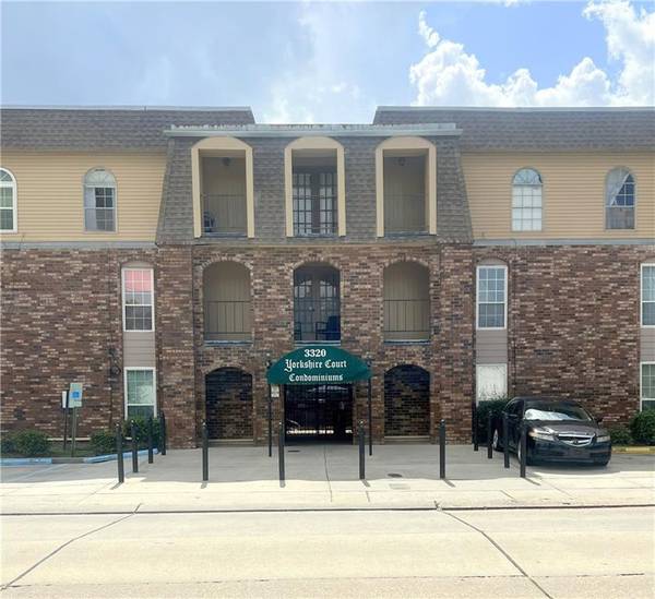 3320 N ARNOULT RD #239, Metairie, LA 70002
