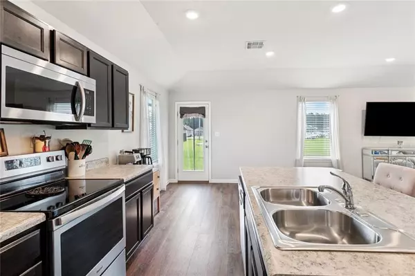 Ponchatoula, LA 70454,42310 ANDREA LN