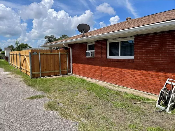 Kenner, LA 70062,2305 26TH ST