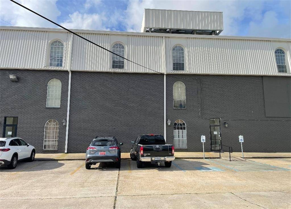 3100 RIDGELAKE DR #309, Metairie, LA 70002