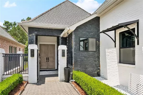 Covington, LA 70433,849 S CORNICHE DU LAC DR