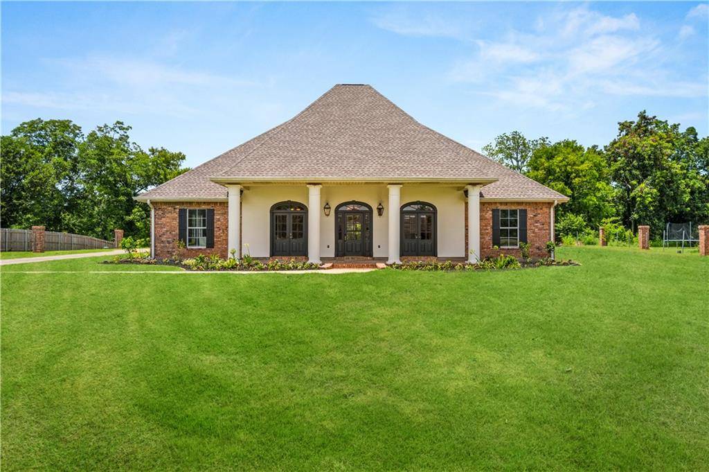 146 PECAN ROW LN, Alexandria, LA 71303