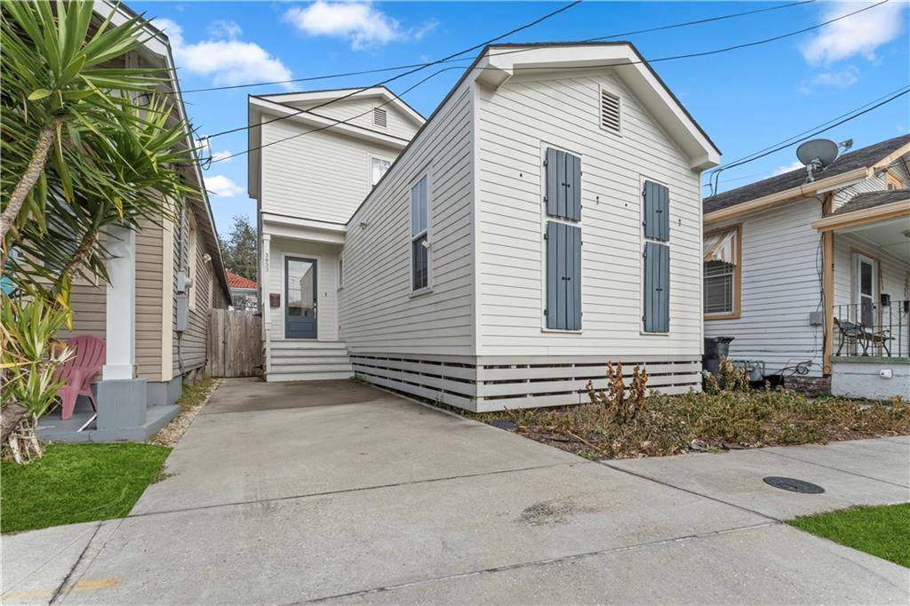 3833 DELACHAISE ST, New Orleans, LA 70125