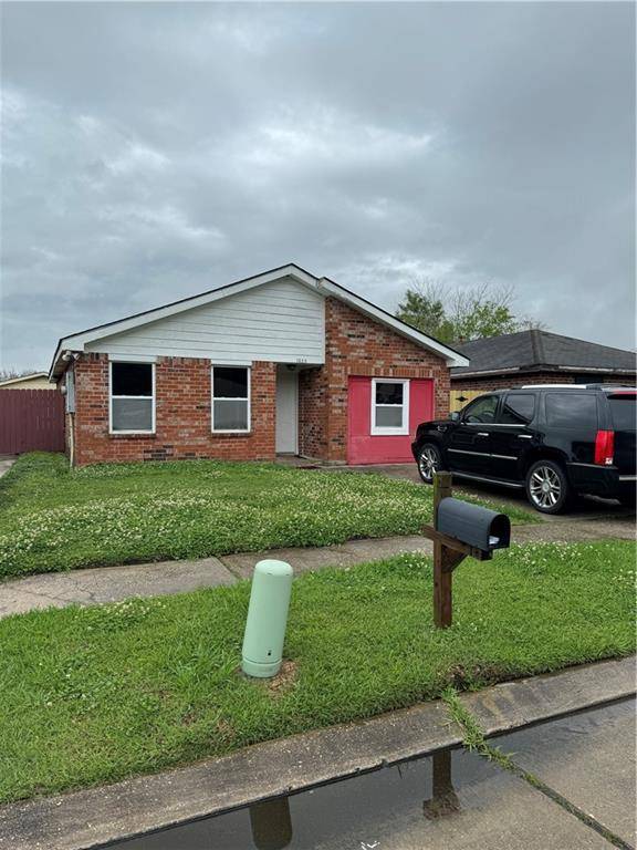 7633 STONEWOOD ST, New Orleans, LA 70128