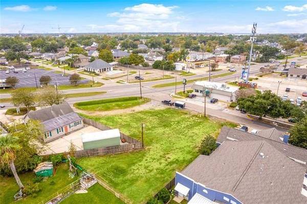 9225 JEFFERSON HWY, River Ridge, LA 70123
