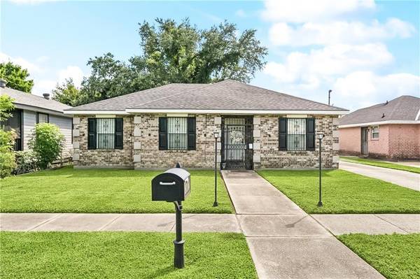 8014 BUFFALO RD, New Orleans, LA 70128