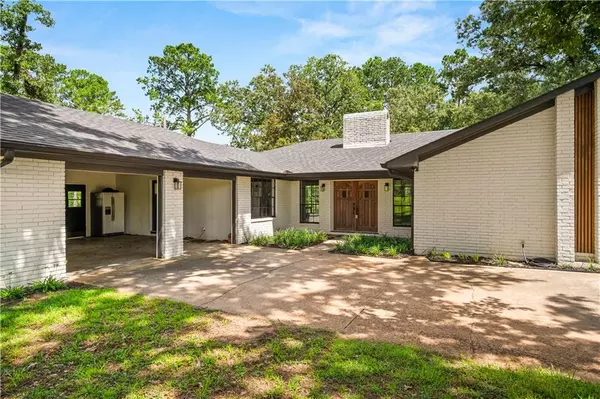 Pineville, LA 71360,1805 SUSEK DR