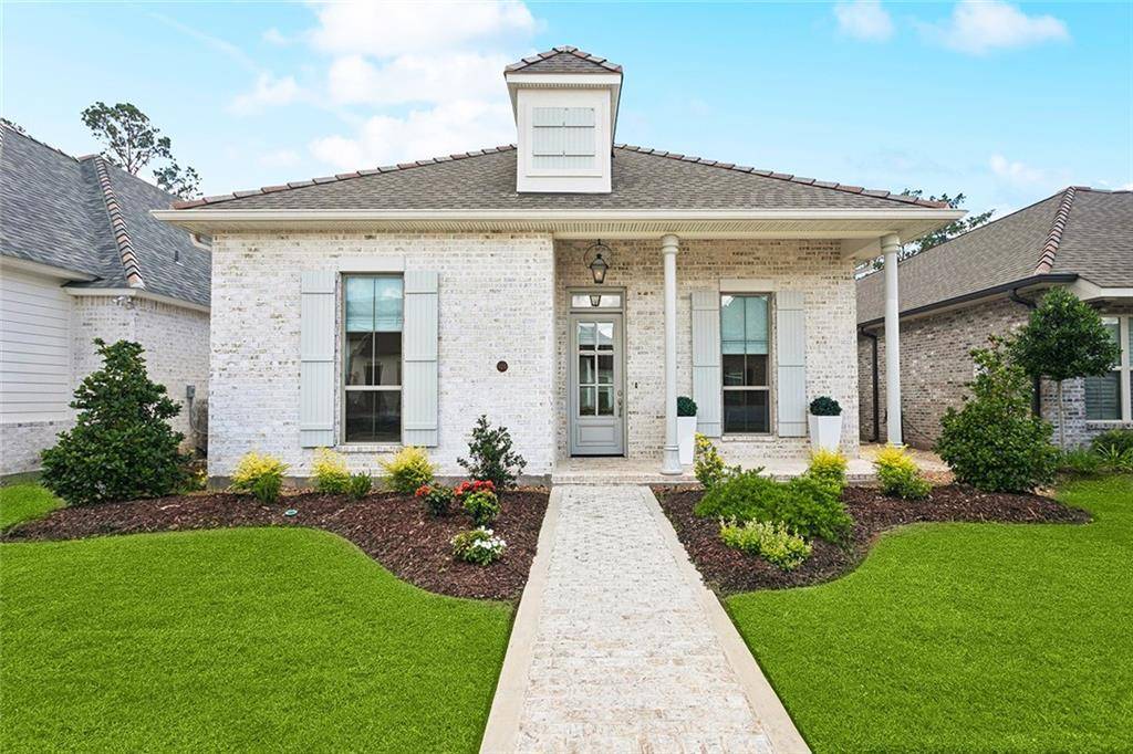 924 RUE CHAMONIX, Covington, LA 70433