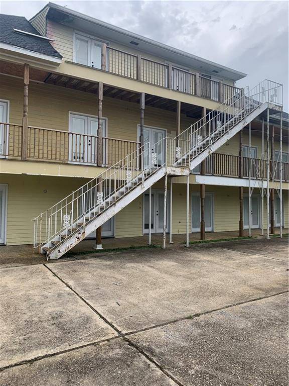 606 EGANIA ST, New Orleans, LA 70117