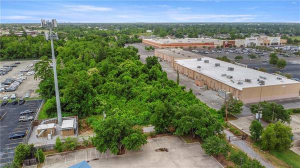 1705 MANHATTAN BLVD, Harvey, LA 70058