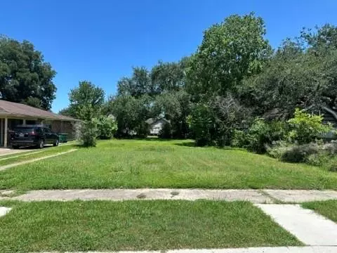 Metairie, LA 70005,215 HESPER AVE
