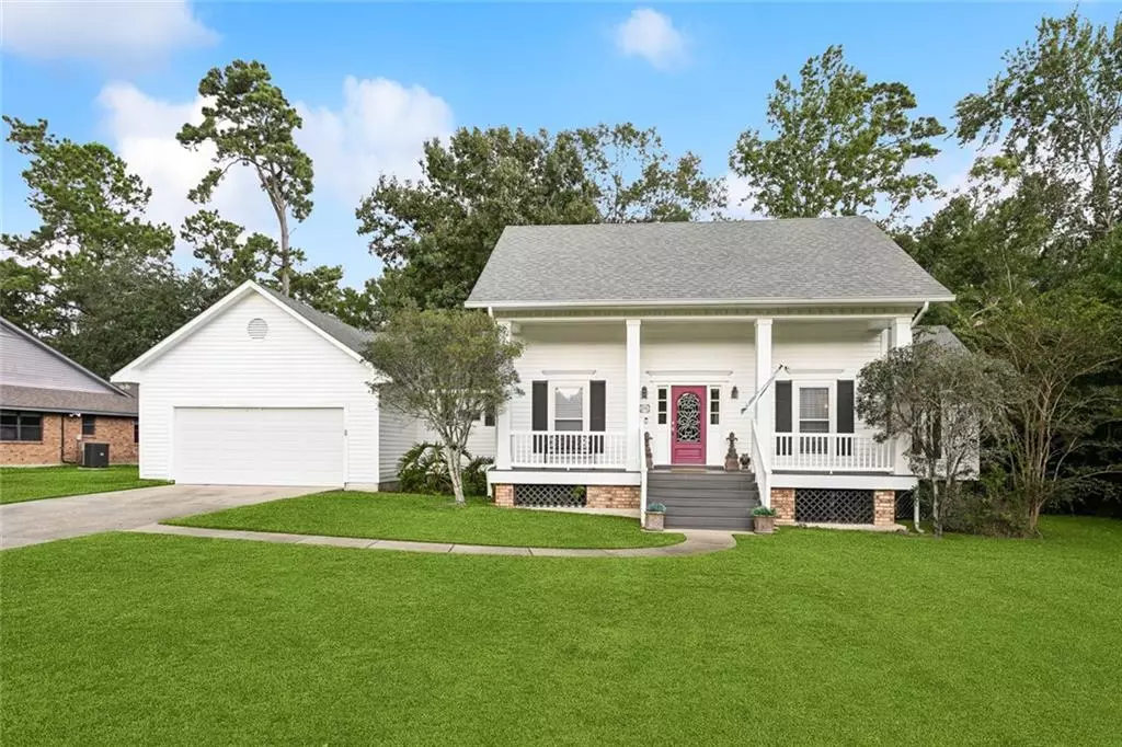 Slidell, LA 70461,236 BLUE CRANE 1 DR