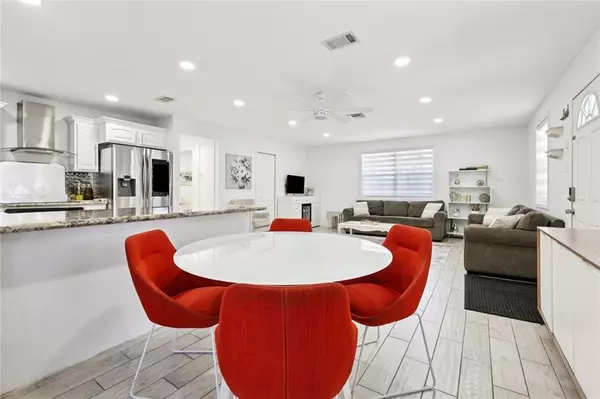 Metairie, LA 70001,1015 ROSELAWN ST