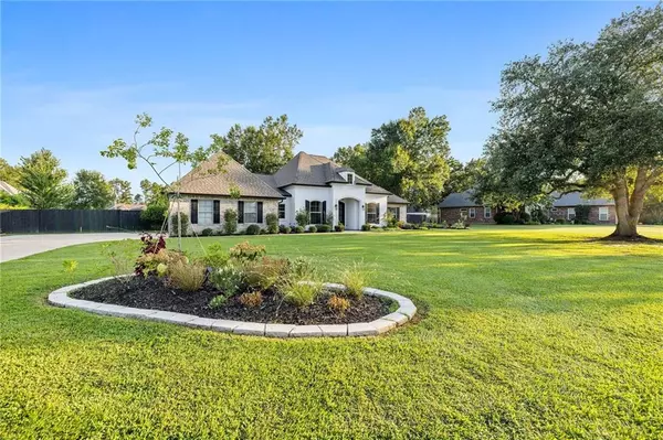 Ponchatoula, LA 70454,13182 RUE MERLOT DR