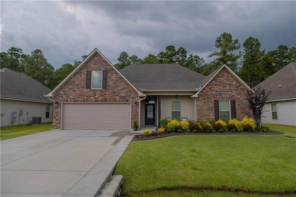 73016 STILL HOLLOW DR, Covington, LA 70433