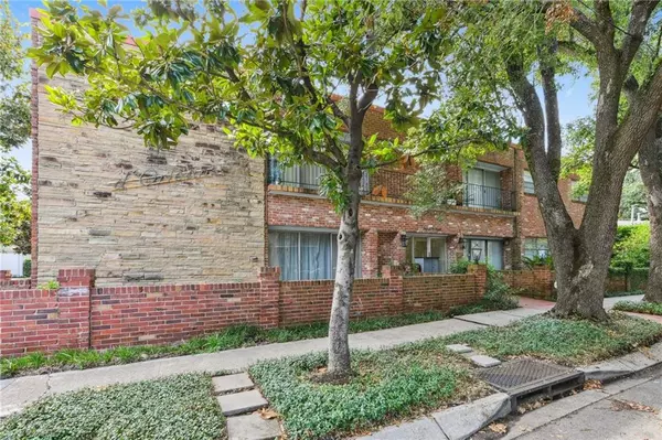 New Orleans, LA 70115,1508 CONSTANTINOPLE ST #12