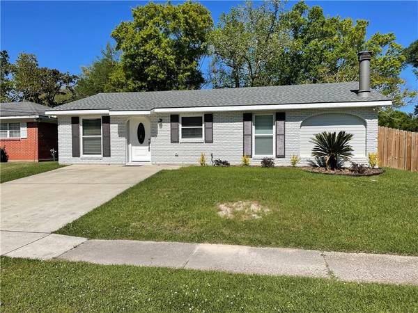 176 MEADOWMOSS DR, Slidell, LA 70458