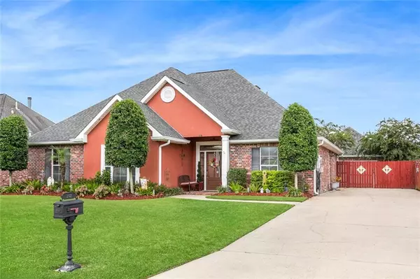 202 RUE LANDRY DR, St Rose, LA 70087