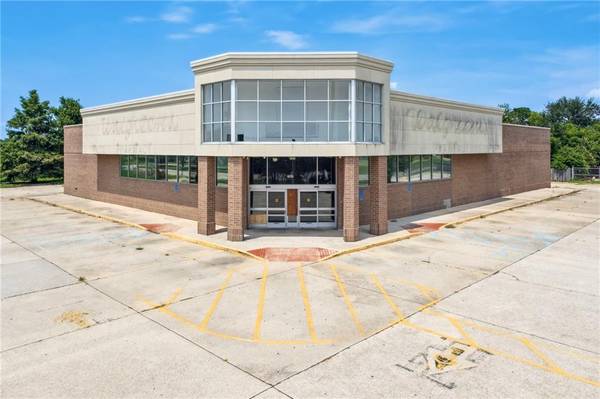 7401 READ BLVD, New Orleans, LA 70127