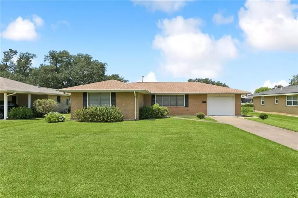 Norco, LA 70079,431 PINE ST