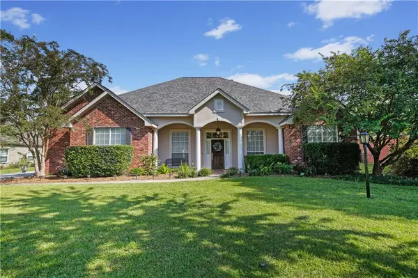 2619 BLUFF CT,  Mandeville,  LA 70448