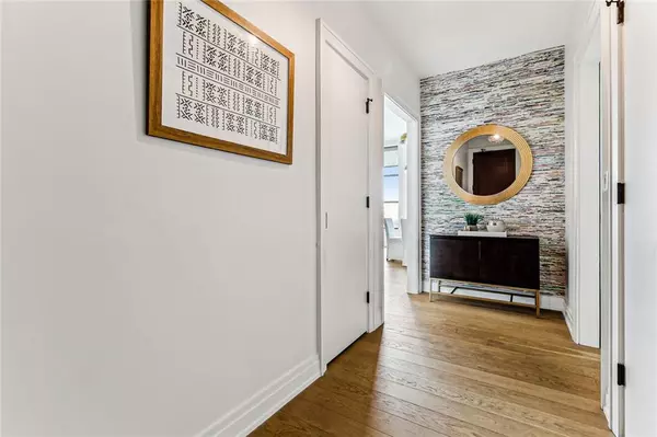 New Orleans, LA 70113,1001 JULIA ST #3G