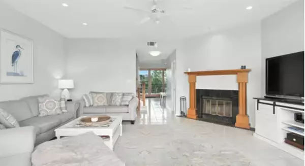 Madisonville, LA 70447,127 HWY 22 HWY #N-21