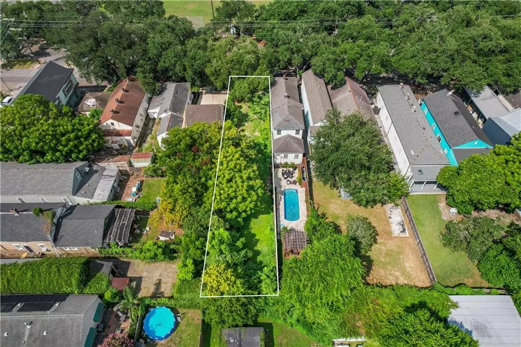 New Orleans, LA 70115,721 LOUISIANA AVE