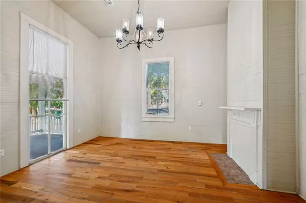 Abita Springs, LA 70420,72074 LIVE OAK ST